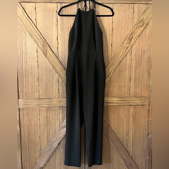 Elizabeth and James Jagger Halter-Neck Black Jumpsuit with Pockets Size 4 EUC - Picture 3 of 8